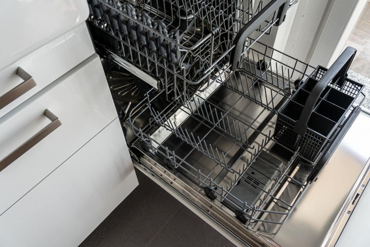 How Many Amps Does A Dishwasher Use? (Top 10 Brands) 2022