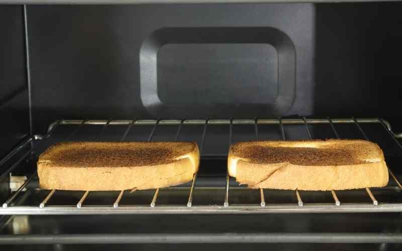 Can You Put a Toaster Oven on Top of a Microwave?
